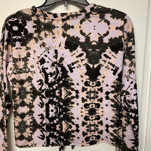 New Balance Black & Pink Top - Picture 1 of 5